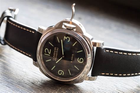 panerai 560 q series|panerai pam 560 review.